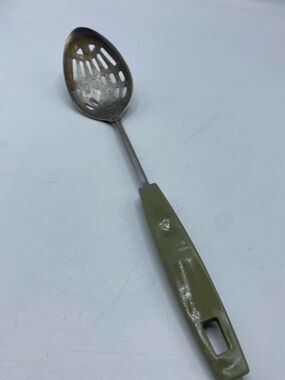 Vintage Ekco Slotted Spoon Utensil 12” Chromium Avocado Handled Metal 1970